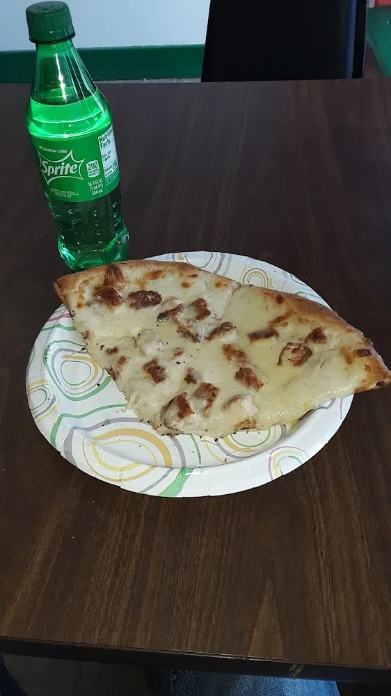 Chicken Alfredo Pizza